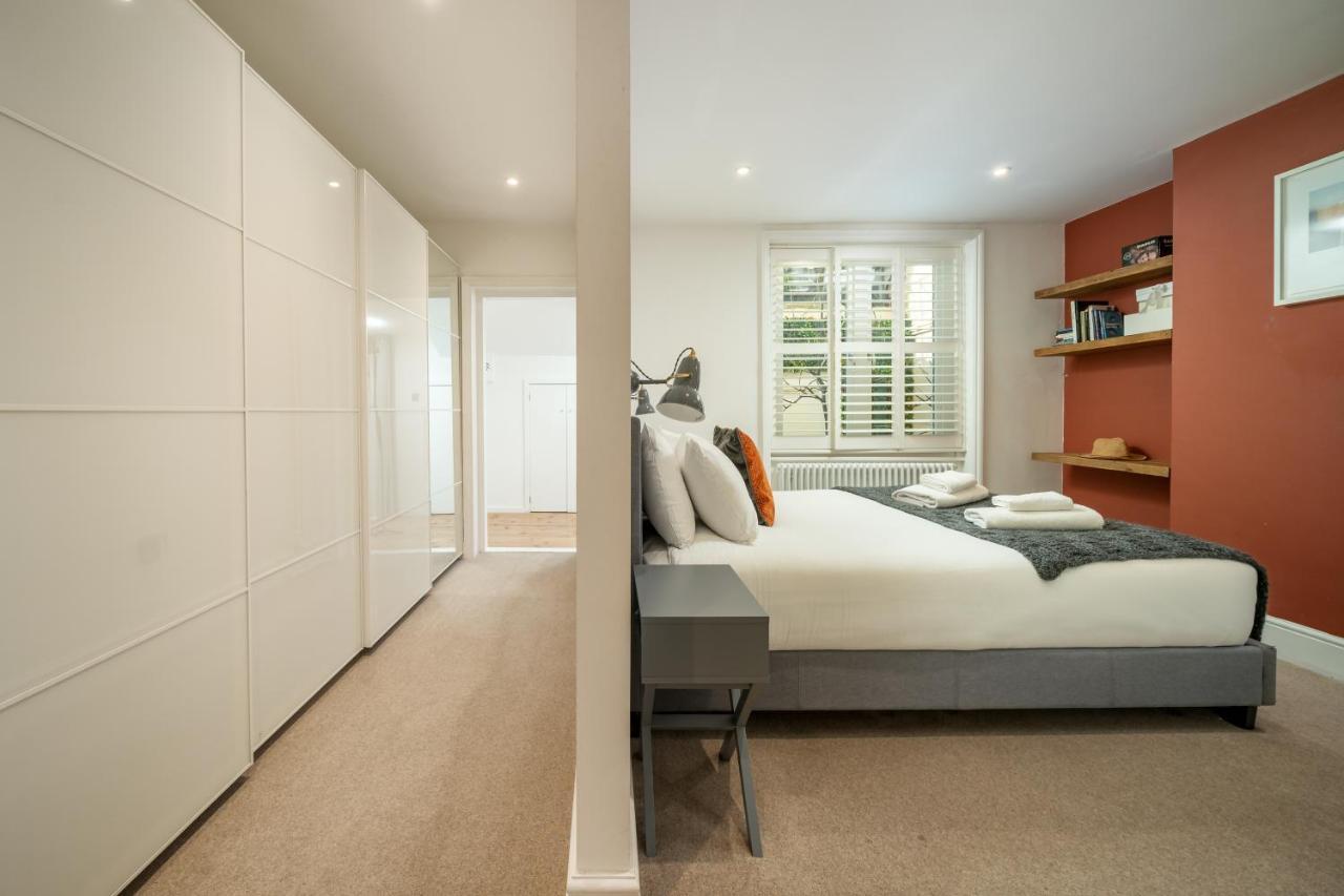Sleek Flat With Communal Courtyard Лондон Екстер'єр фото